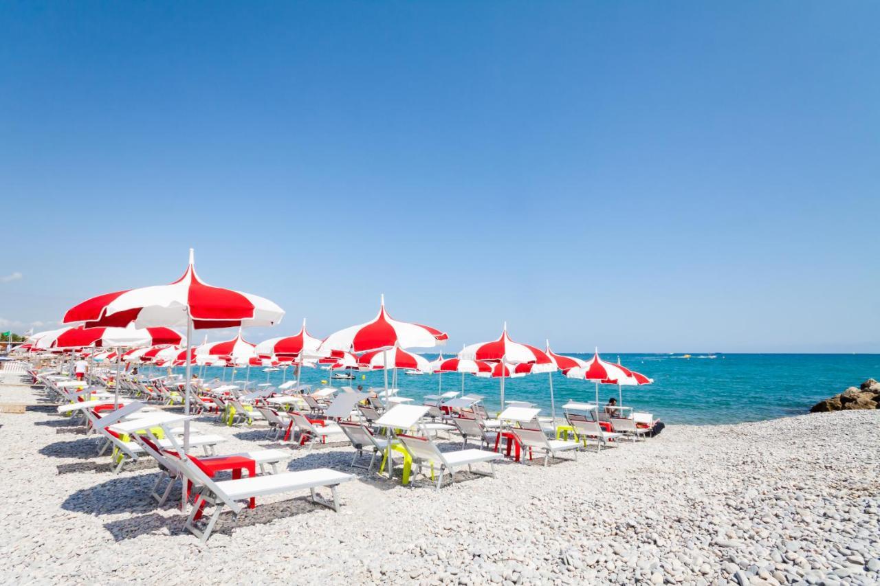 Cocoon Beach Central Proche Mer ニース エクステリア 写真